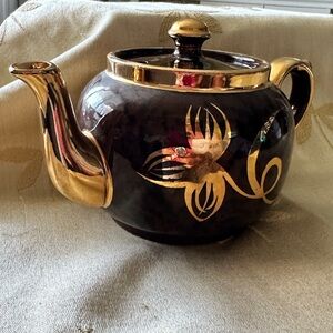 Vintage Gibsons England Teapot Mottled Amber Brown Gold Gilding.